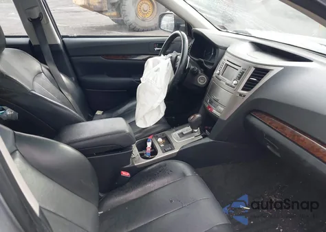 2013 Subaru Legacy 2.5I Limited из США, поврежденный, VIN 4S3BMBK66D3006156